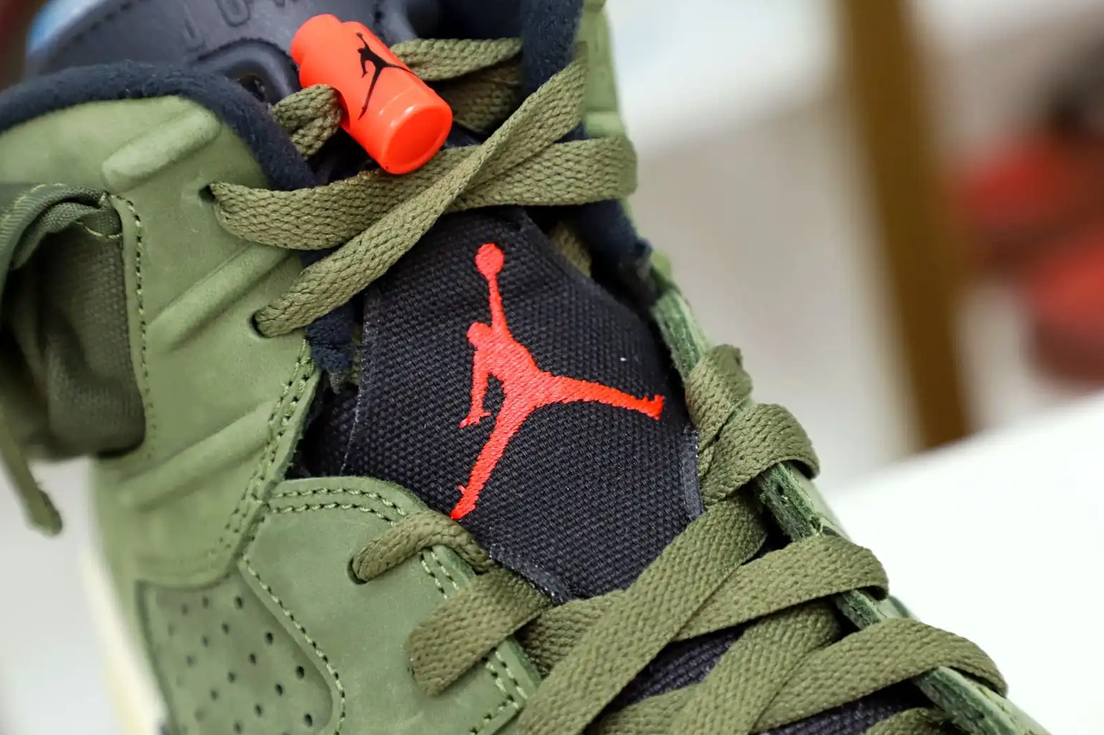 AIR SCOTT TRAVIS 'OLIVE' RETRO Kimikick JORDAN 6 X 0706
